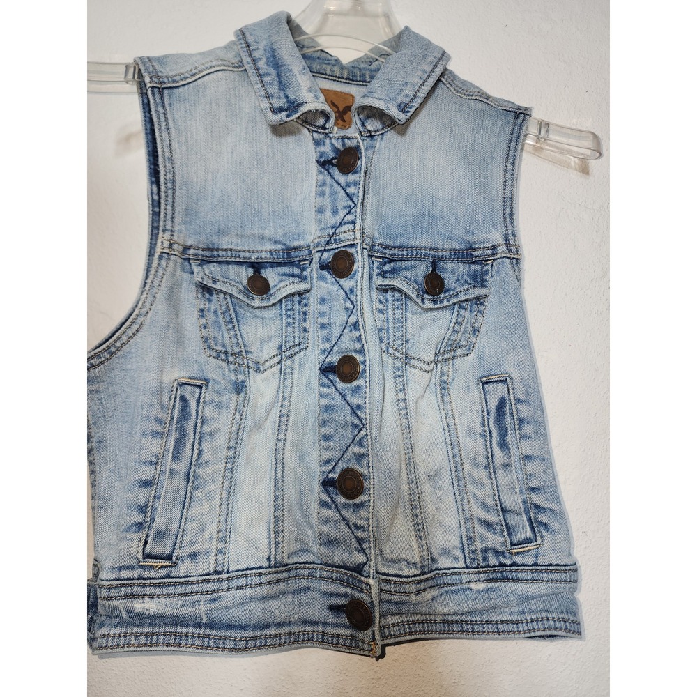 American Eagle Denim Vest Women S Light Wash Button Front vest - Picture 12 of 13